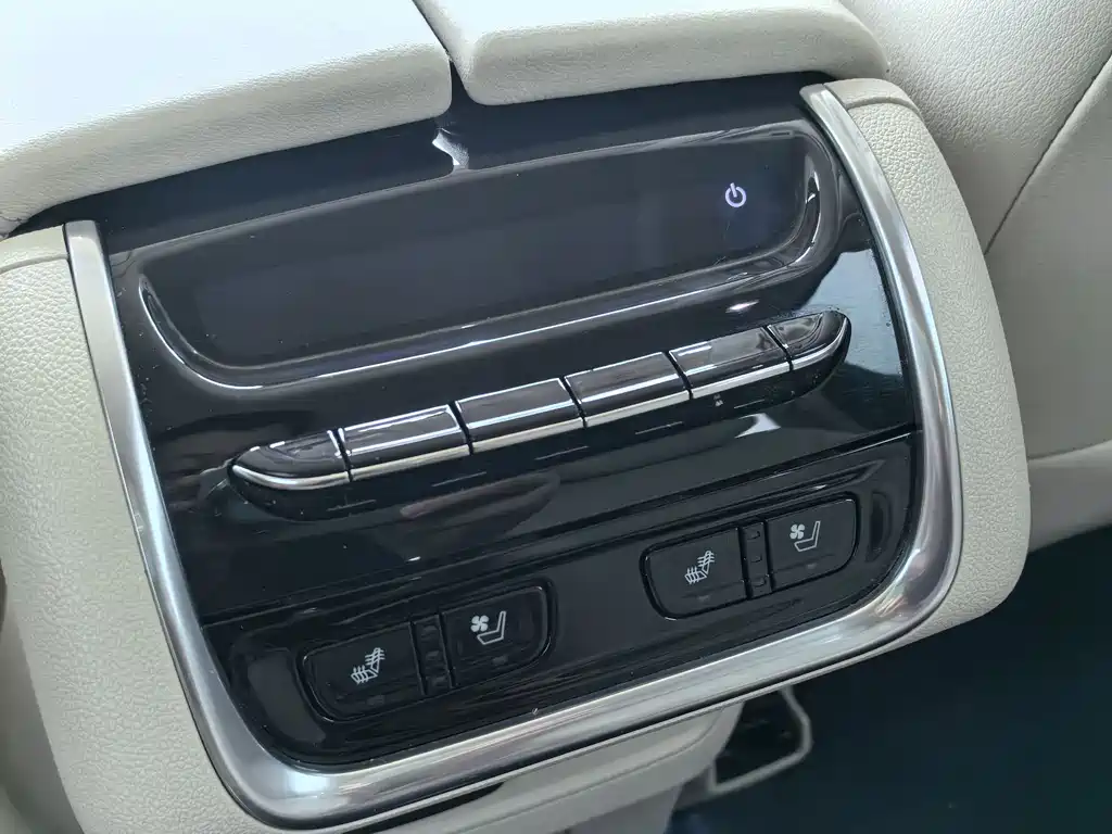 Buick Enclave 2020 — фото 11