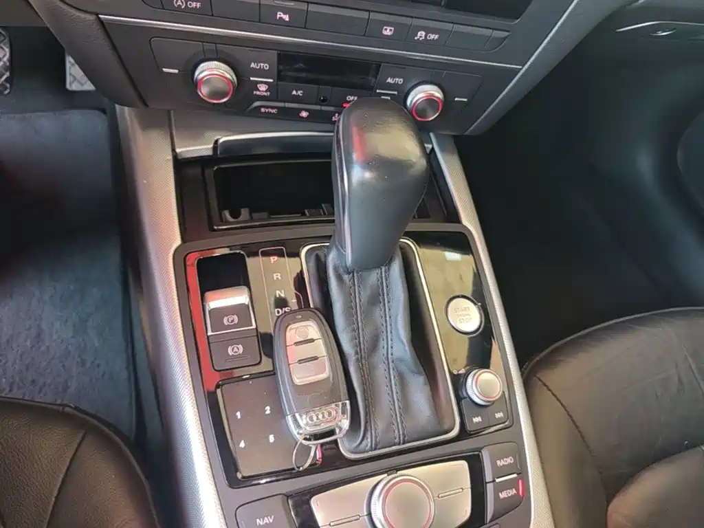 Audi A6L 2018 — фото 14