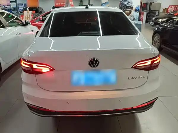 Volkswagen Lavida 2024