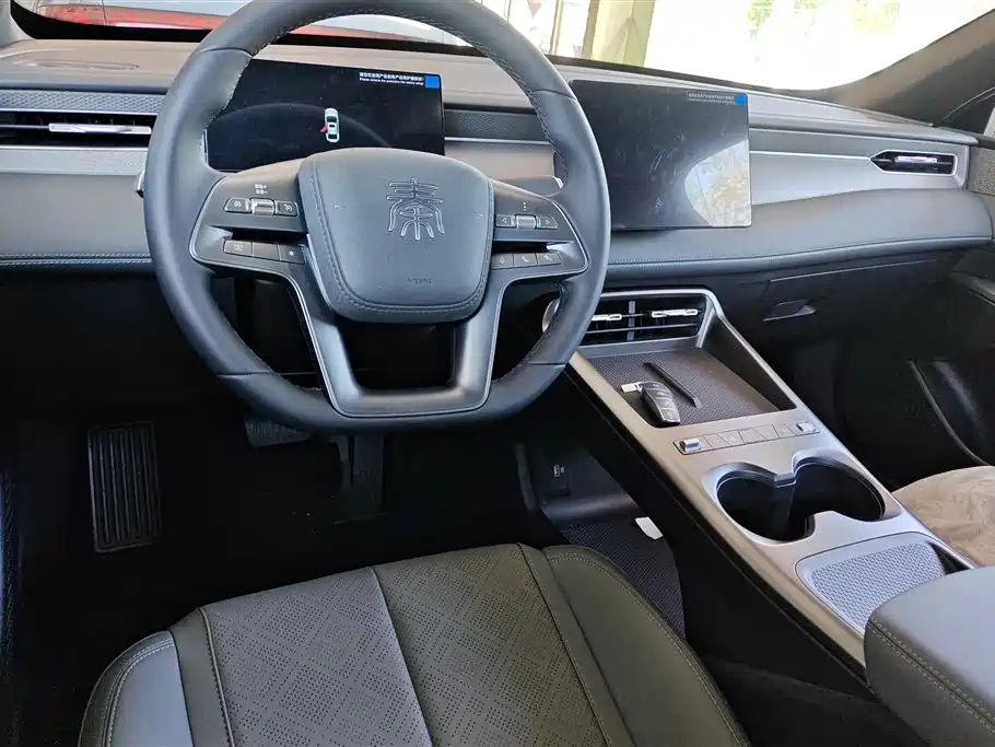 BYD Qin PLUS 2025 — фото 11