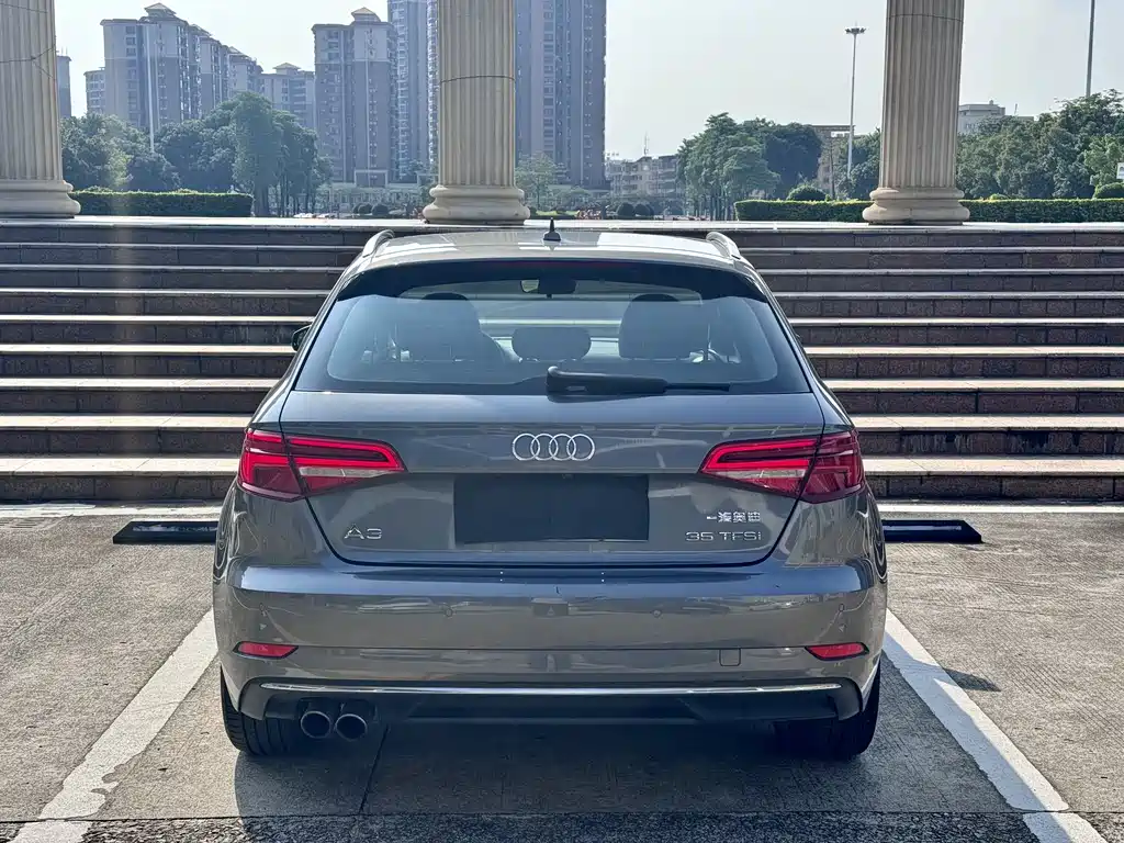 Audi A3 2018 — фото 11