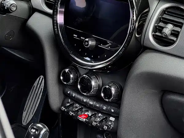 MINI JCW 2022