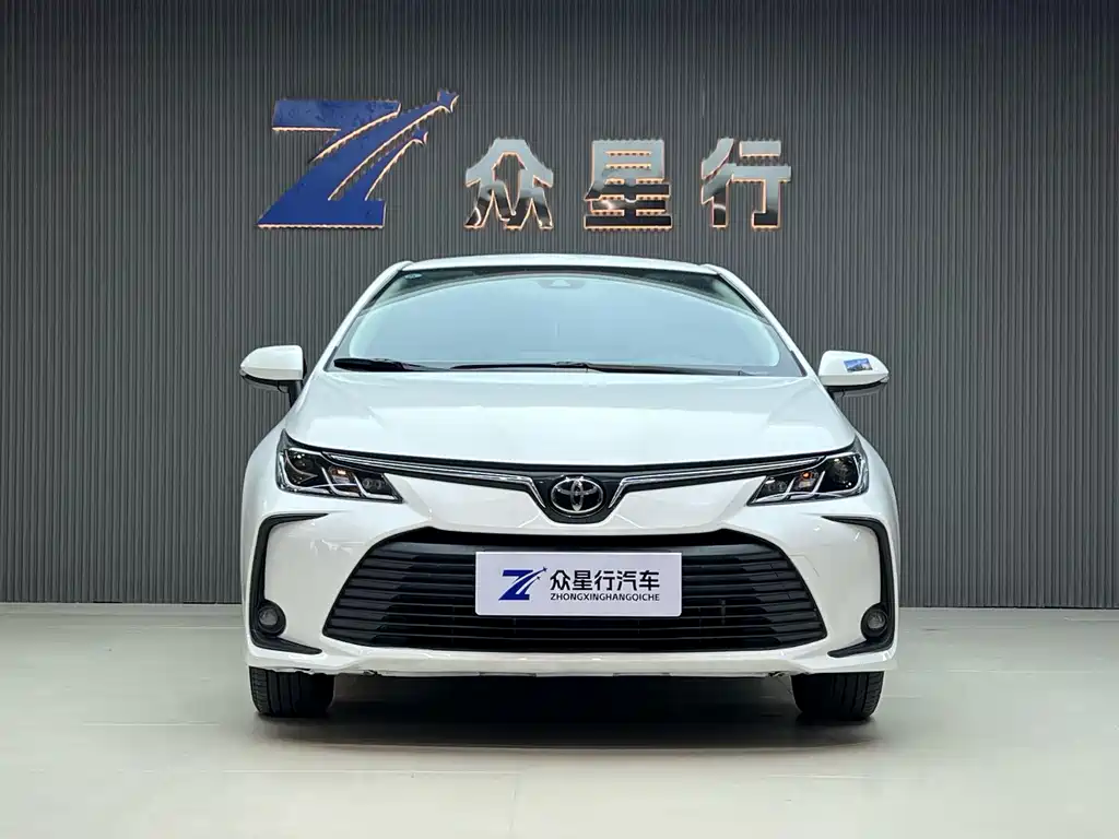 Toyota Corolla 2022 — фото 2