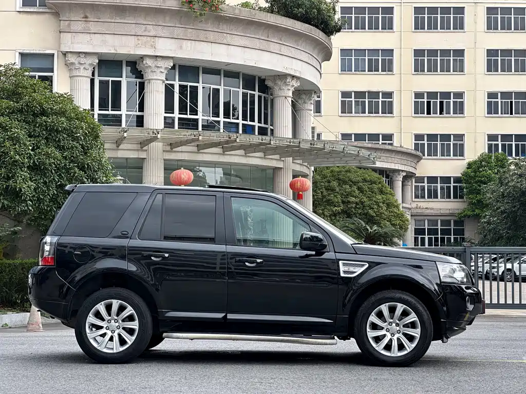 Land Rover Freelander 2 2014 — фото 8