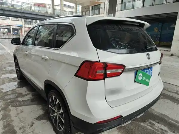 Dongfeng Jingyi X5 2017