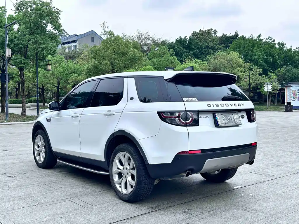 Land Rover Discovery Sport 2018 — фото 9