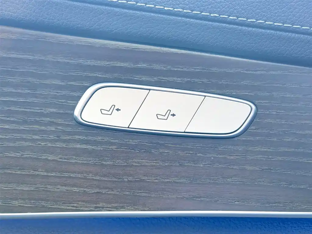 Mercedes-Benz GLC 2021 — фото 34