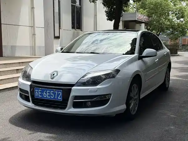Renault Laguna 2012