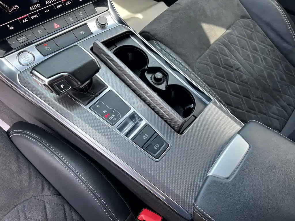 Audi A6L 2020 — фото 13
