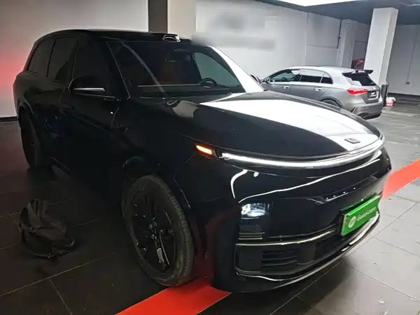 Li Auto L8 2024