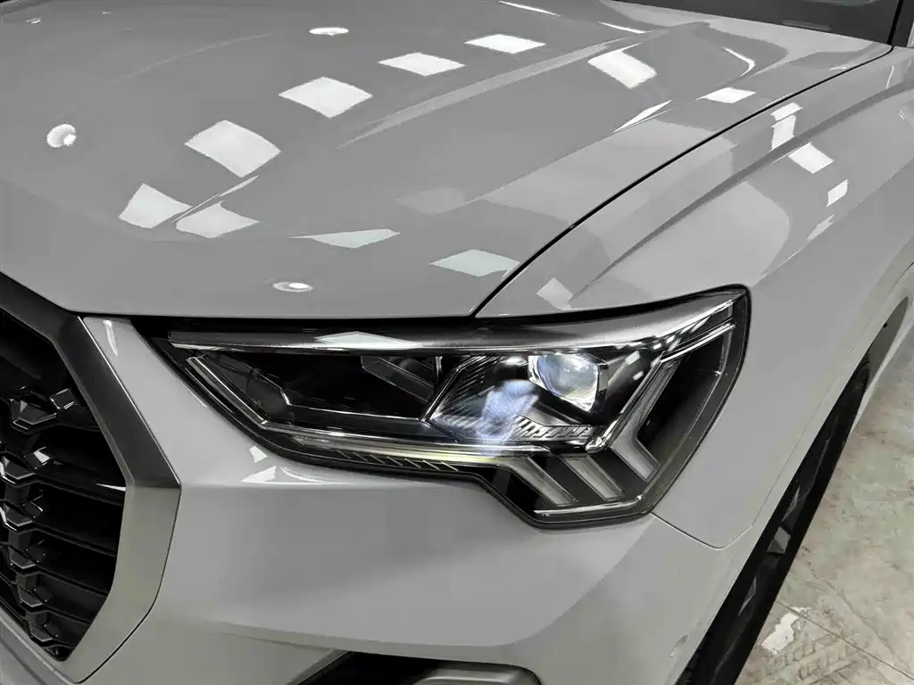 Audi Q3 2022 — фото 18
