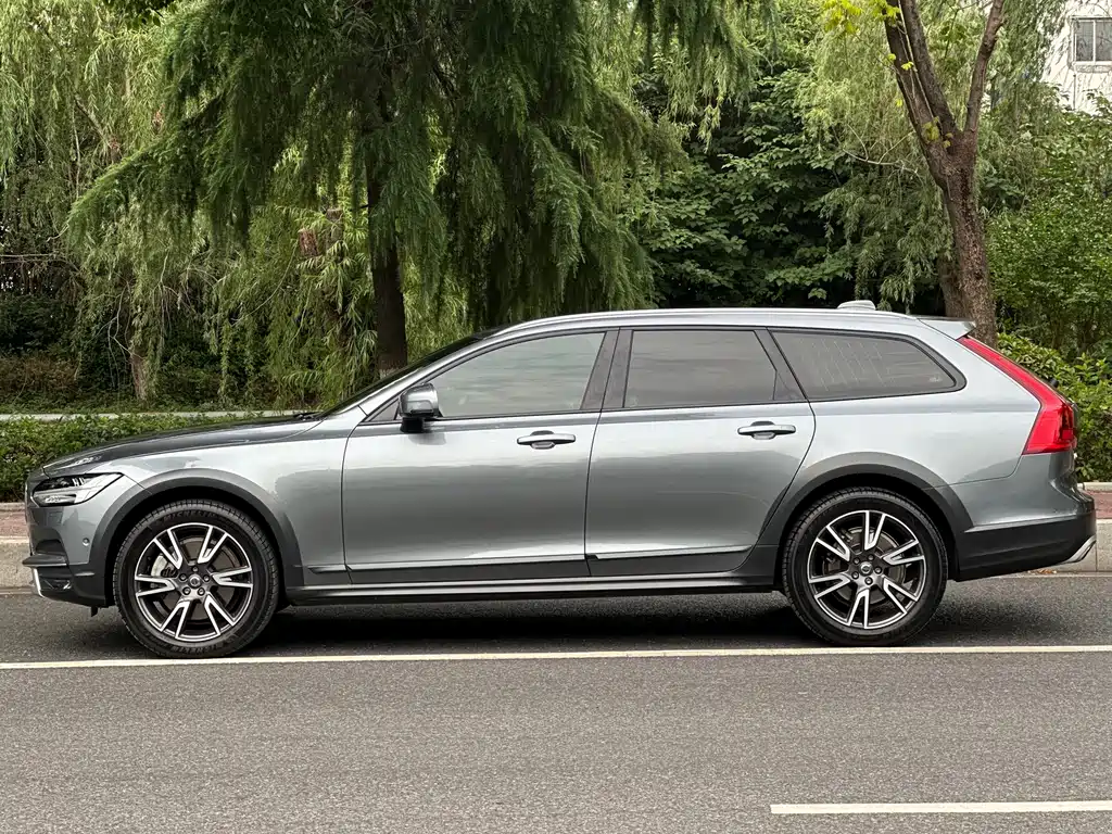 Volvo V90 2017 — фото 4