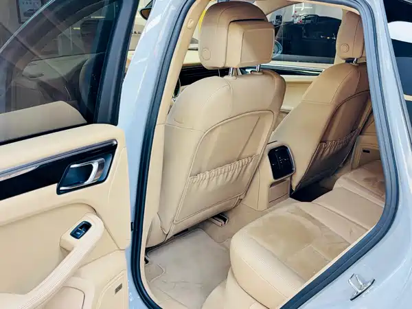 Porsche Macan 2016