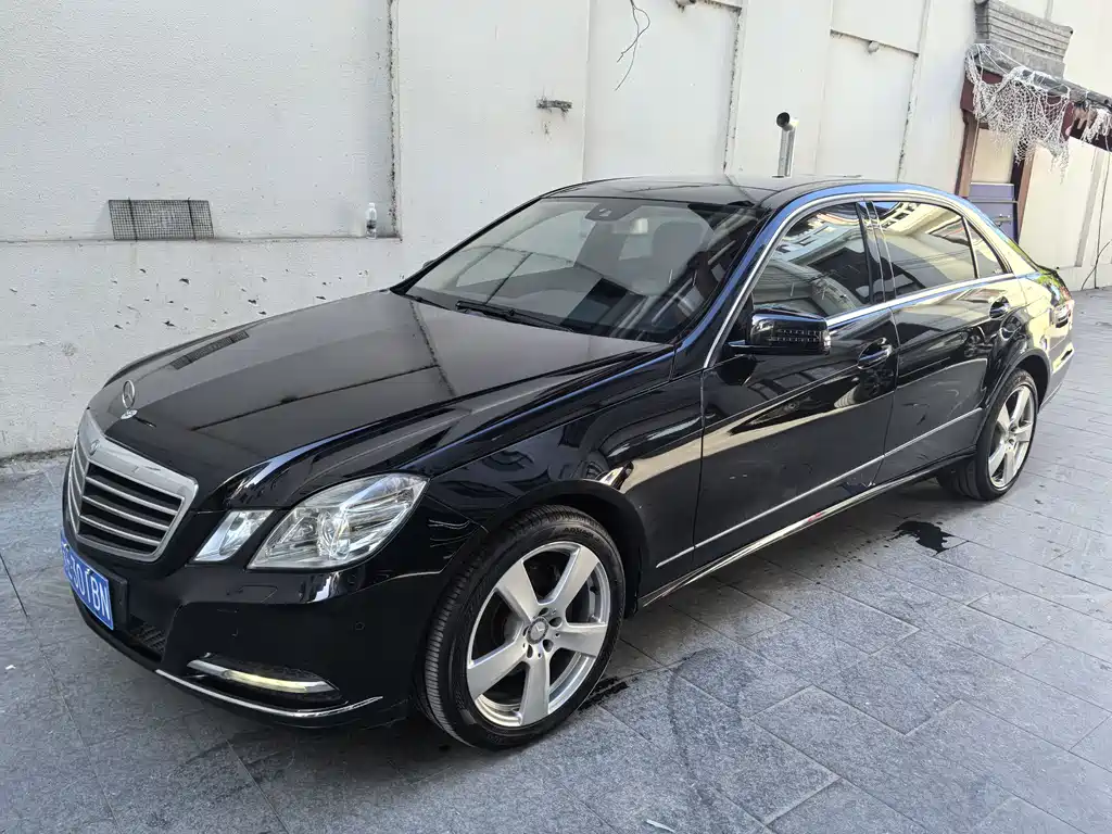Mercedes-Benz E-Class 2013