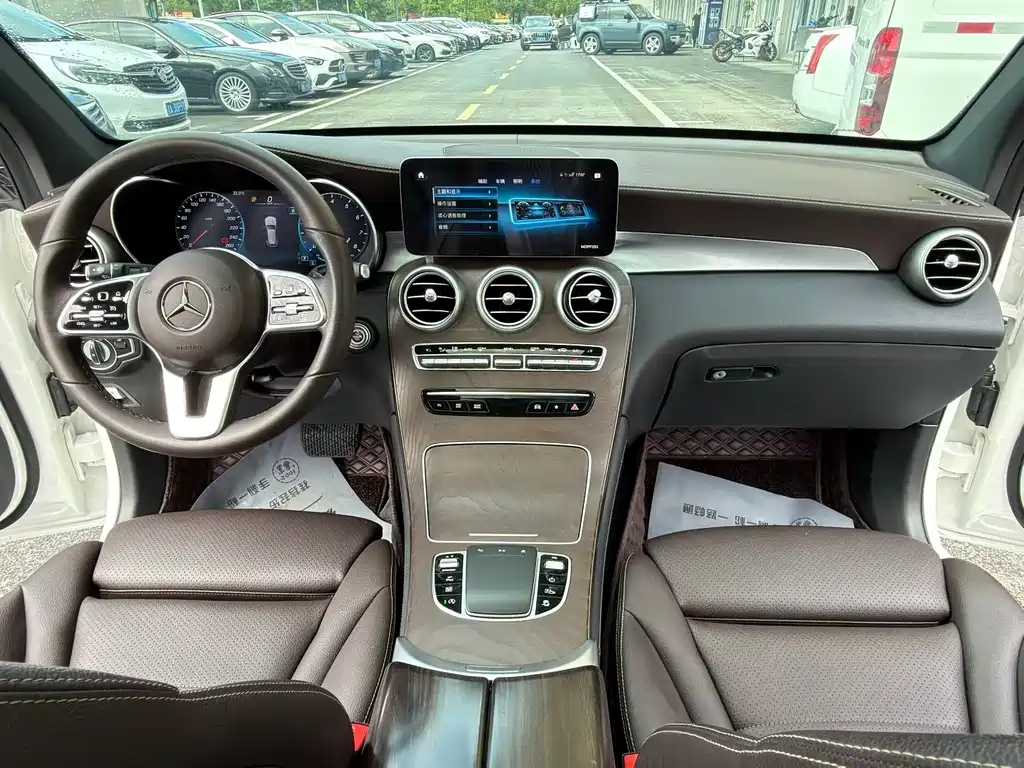 Mercedes-Benz GLC 2020