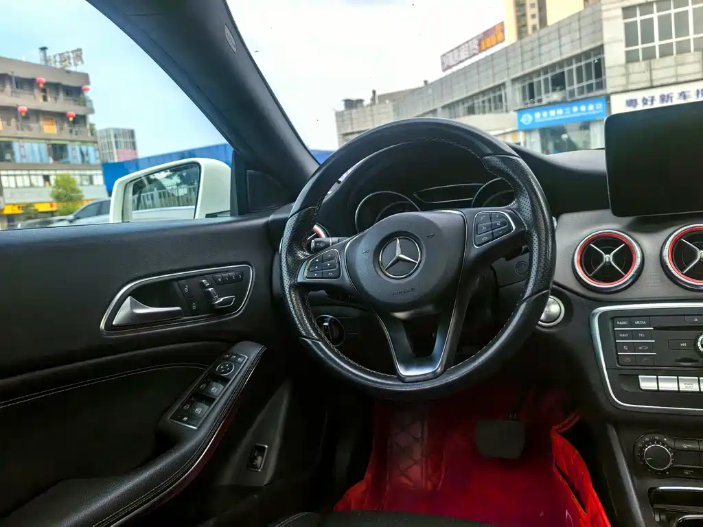 Mercedes-Benz CLA 2017 — фото 9