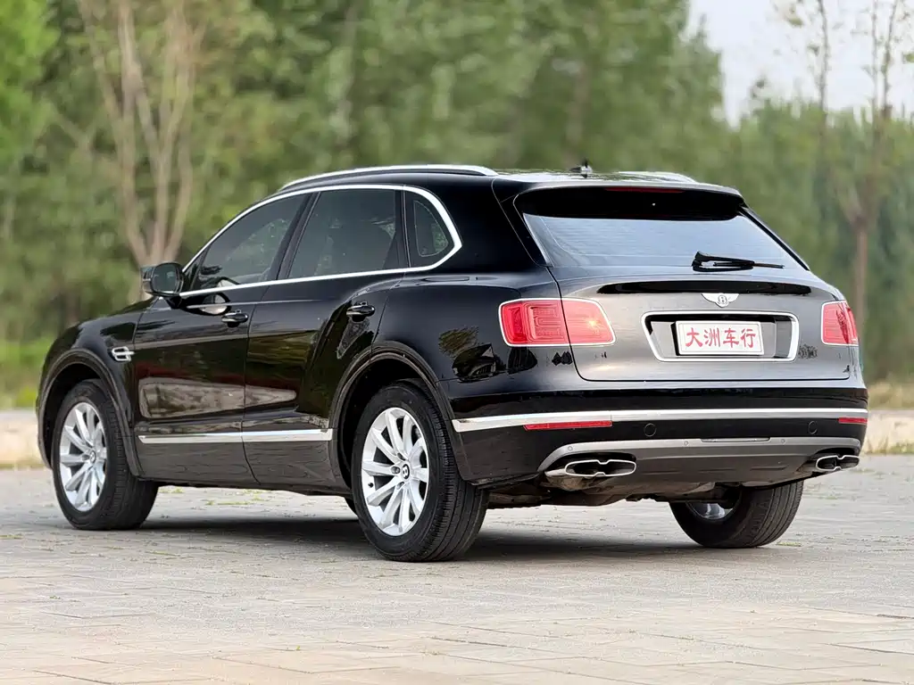 Bentley Bentayga 2016 — фото 5