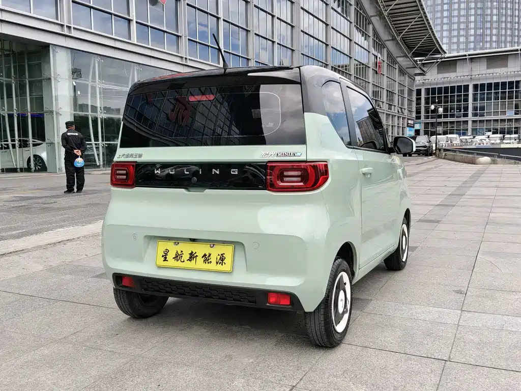 Wuling MINIEV 2021