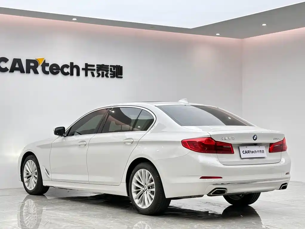 BMW 5 Series 2020