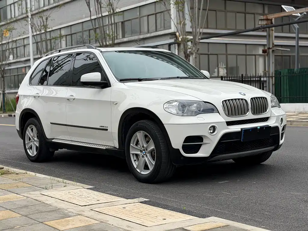 BMW X5 2011 — фото 7