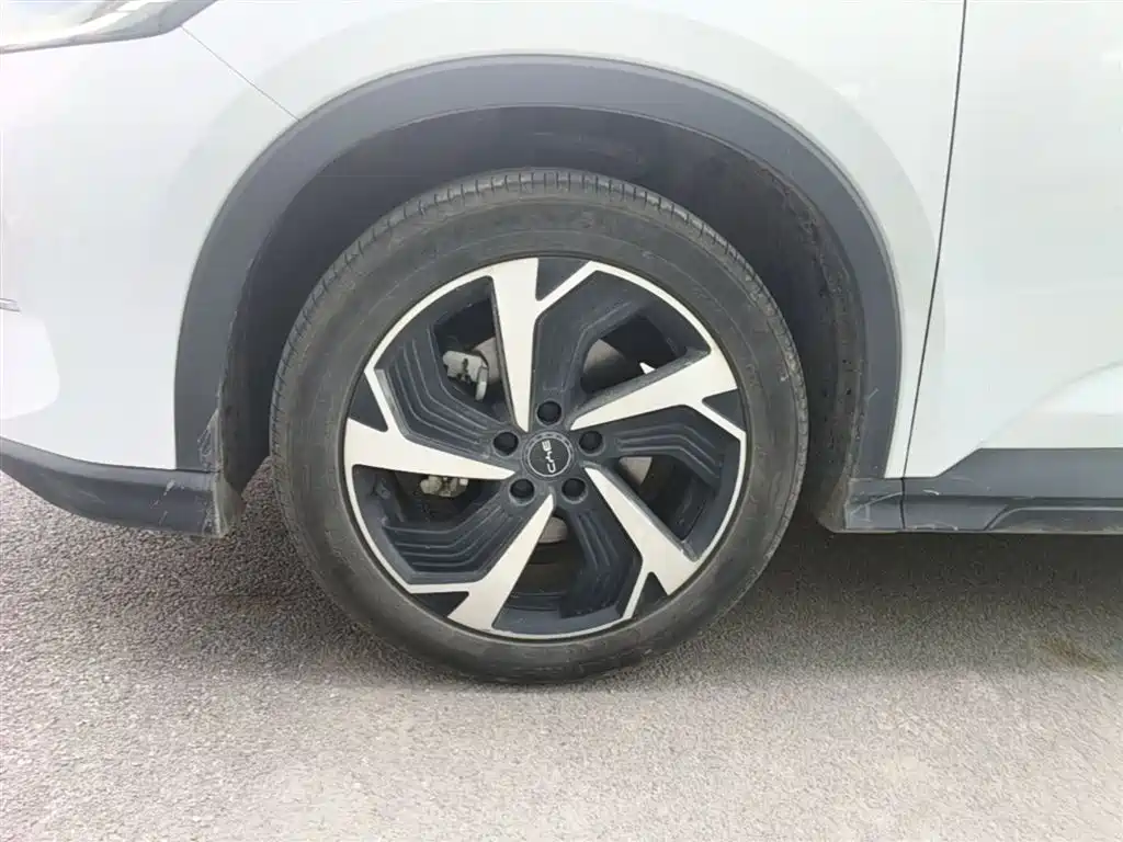 BYD Seal 05 DM-i 2024 — фото 23