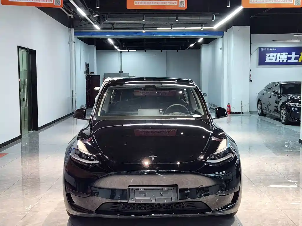 Tesla Model Y 2023 — фото 2