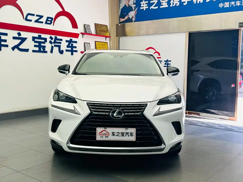 Lexus NX 2020 — фото 2
