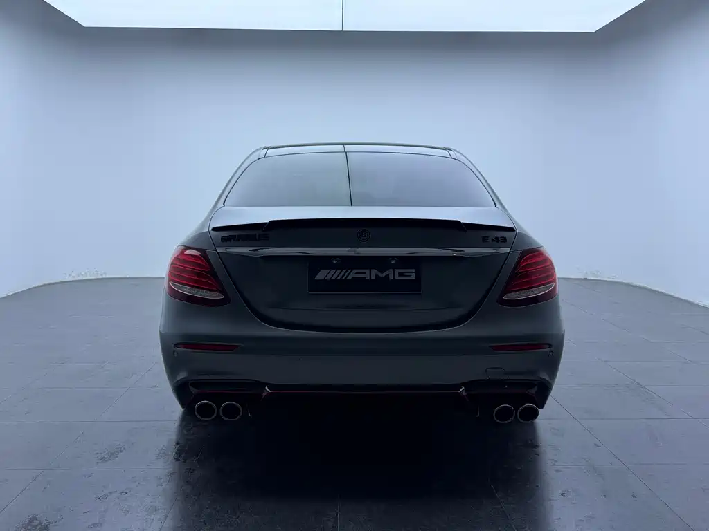 Mercedes-Benz E-Class AMG 2018 — фото 6