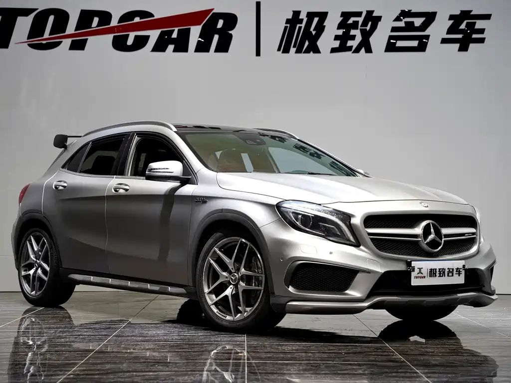 Mercedes-Benz GLA AMG 2016