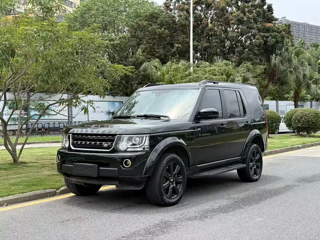 Land Rover Discovery 2015 — фото 1