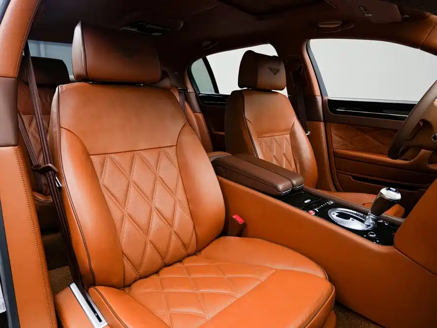 Bentley Flying Spur 2010 — фото 12