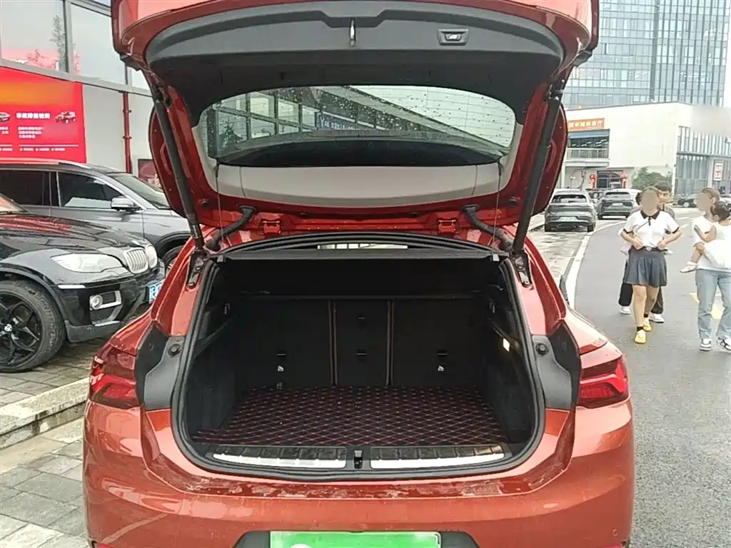 BMW X2 2022 — фото 19