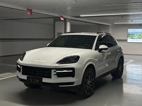 Porsche Cayenne 2025