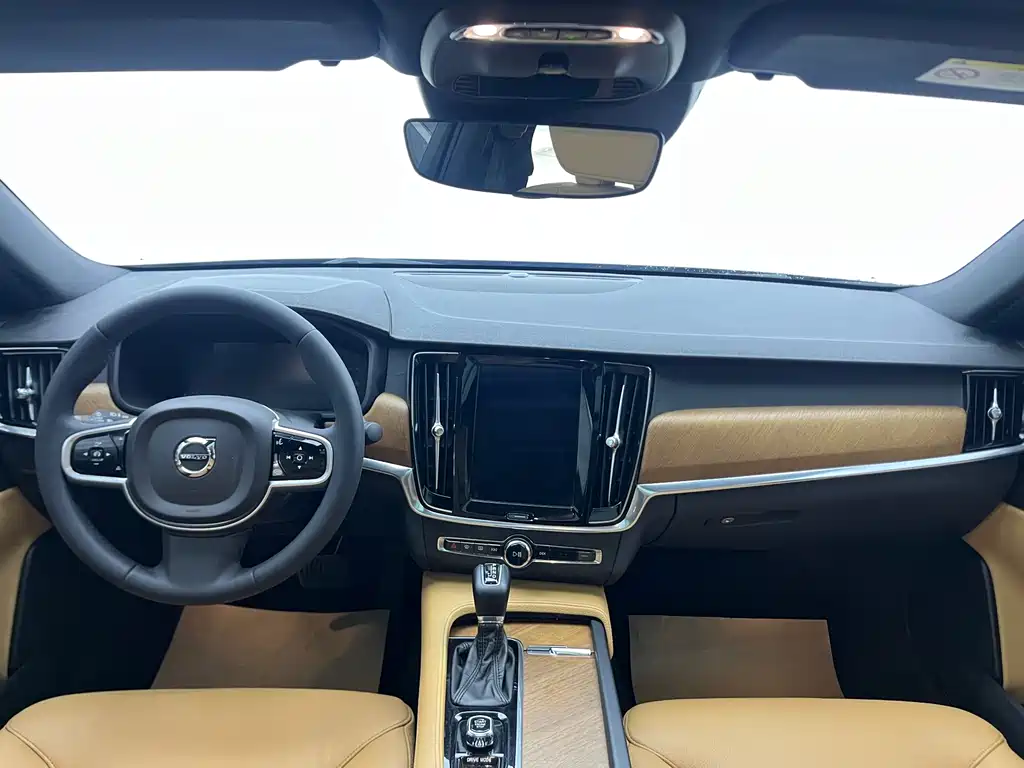 Volvo S90 2019 — фото 17