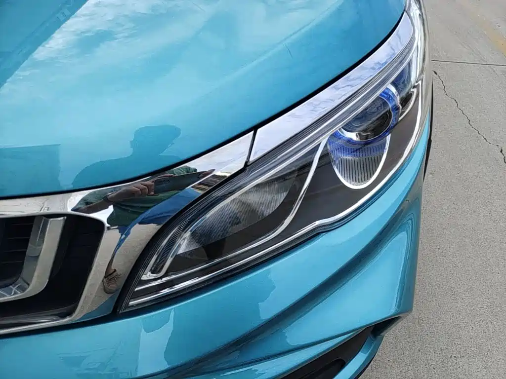 Geely Vision X3 2021 — фото 24