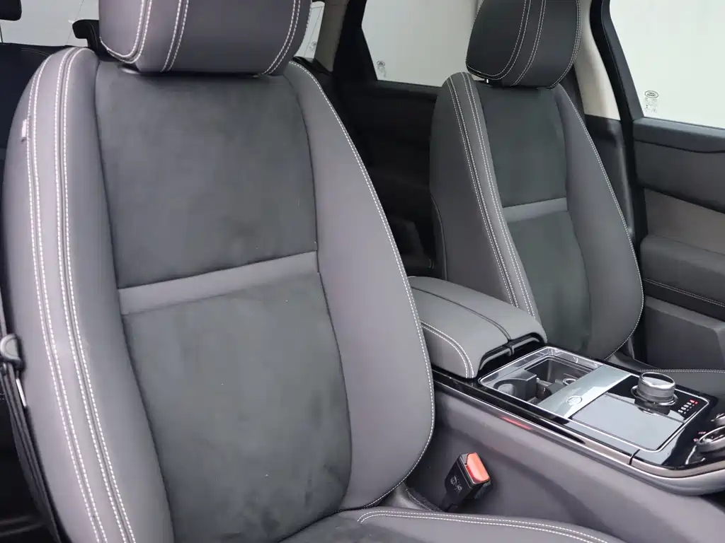 Land Rover Range Rover Velar 2021 — фото 10