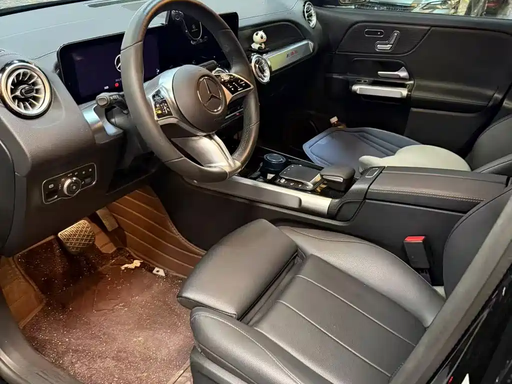 Mercedes-Benz GLB 2024