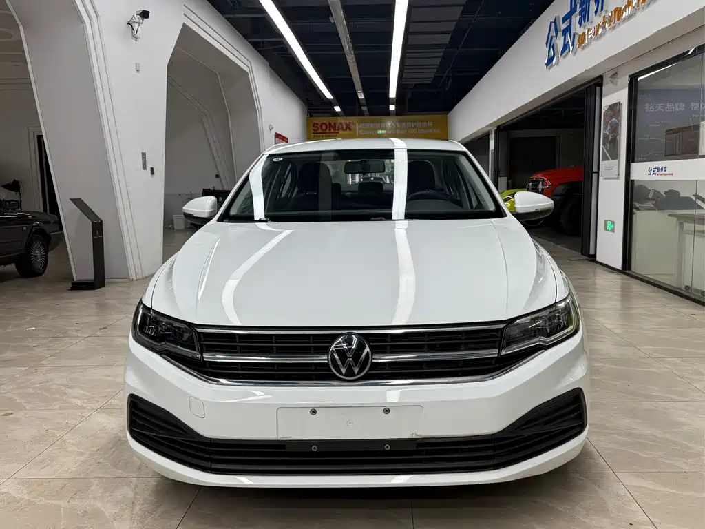 Volkswagen Bora 2023