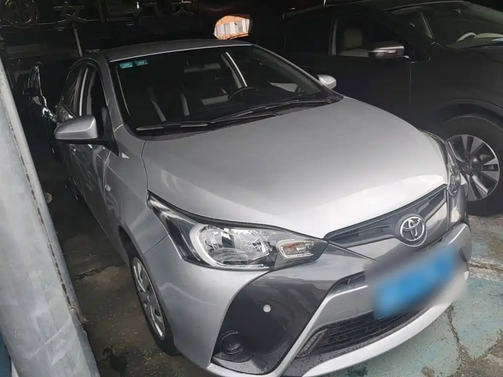 Toyota Yaris L 2020