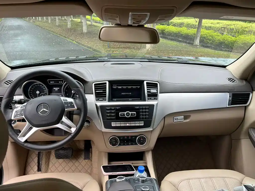 Mercedes-Benz GL-Class 2015