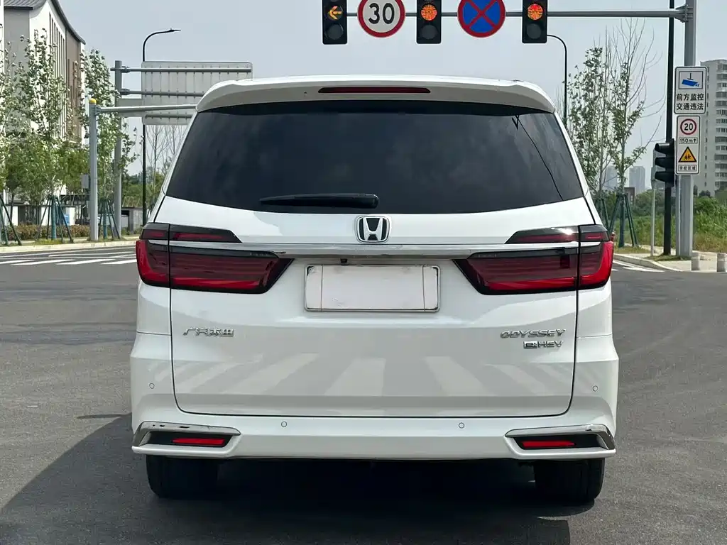 Honda Odyssey 2022 — фото 7