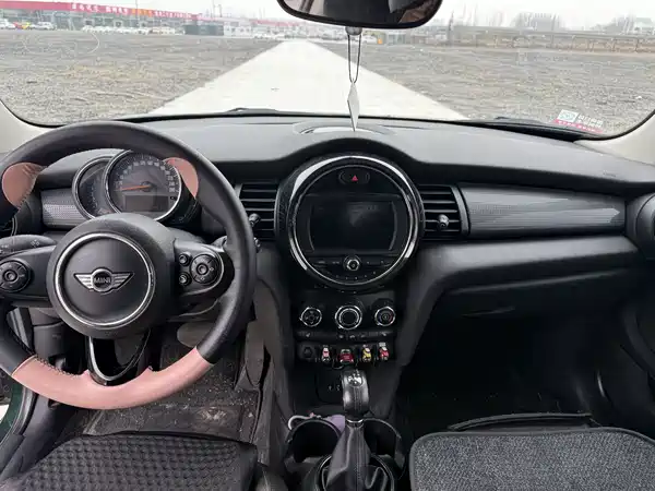 MINI 2016