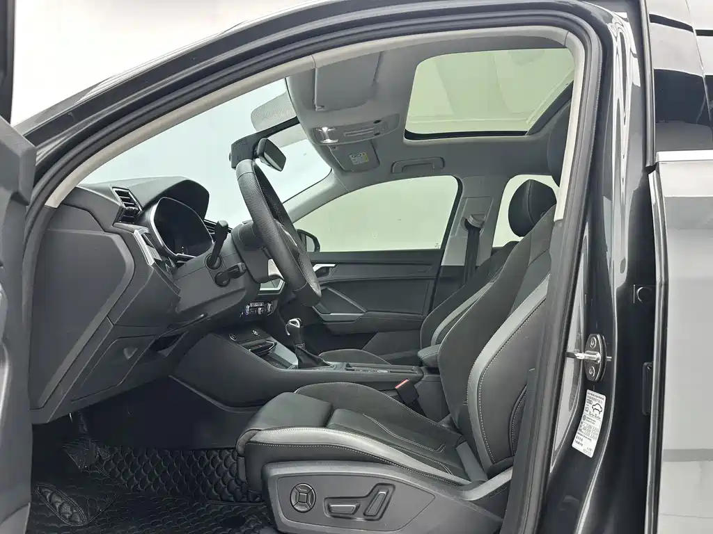 Audi Q3 Sportback 2022 — фото 5