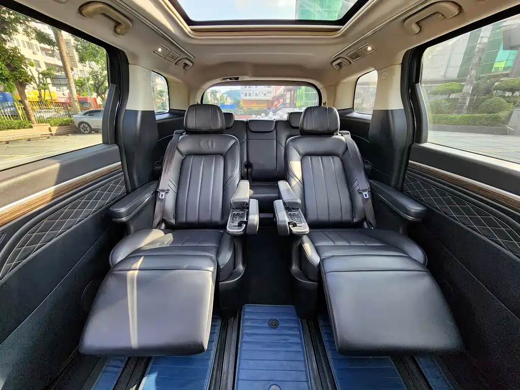 GAC Motor Trumpchi M8 2019 — фото 12