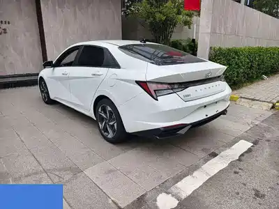 Hyundai Elantra 2022