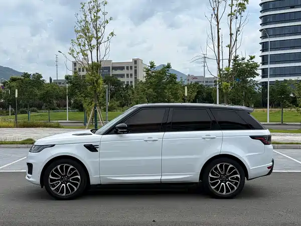 Land Rover Range Rover Sport 2014