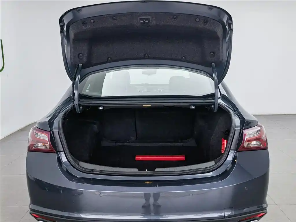 Chevrolet Malibu XL 2020 — фото 16