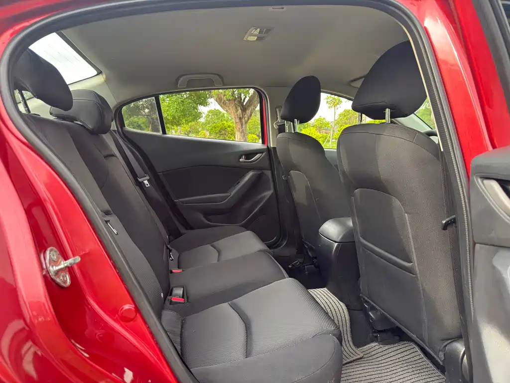 Mazda 3 Angkesela 2019 — фото 15