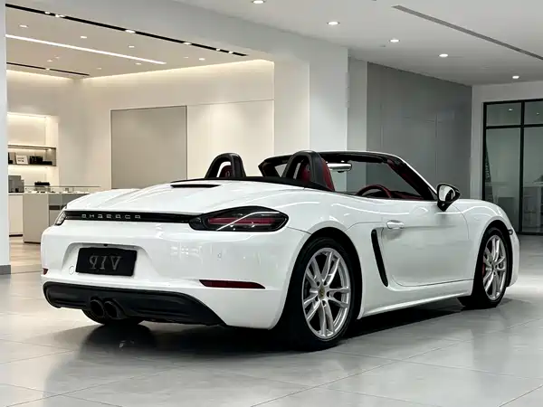 Porsche 718 2017