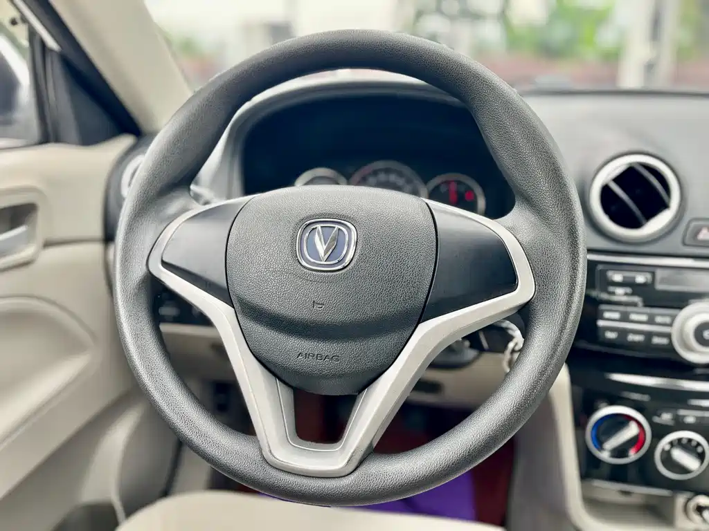 Changan V3 2016 — фото 7
